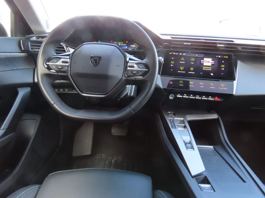 Peugeot 408 1.6 Hybrid 180 Allure, foto 11